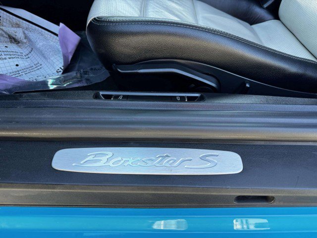 Used 2018 Porsche 718 Boxster S image 19