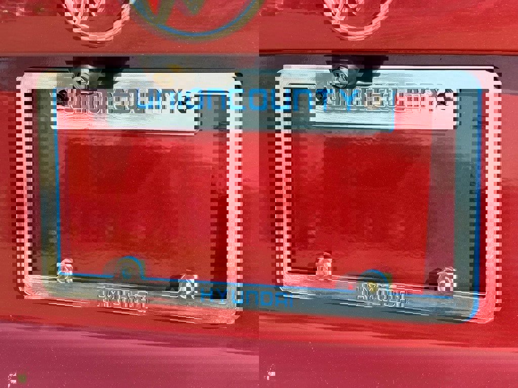 Used 2023 Buick Envision Essence image 29