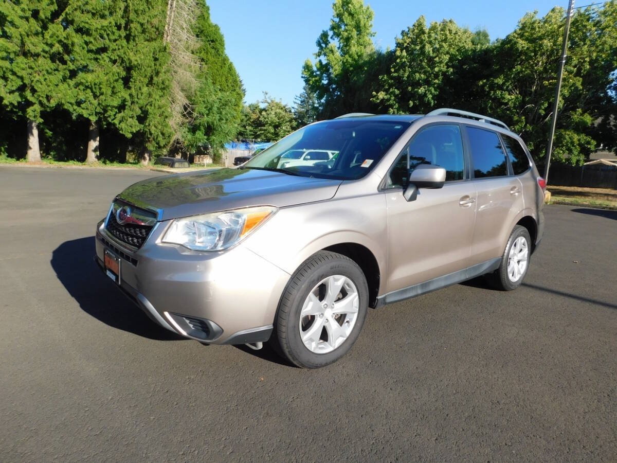 Used 2016 Subaru Forester 2.5i Premium w/ Popular Package #2 AWD/4WD image 4