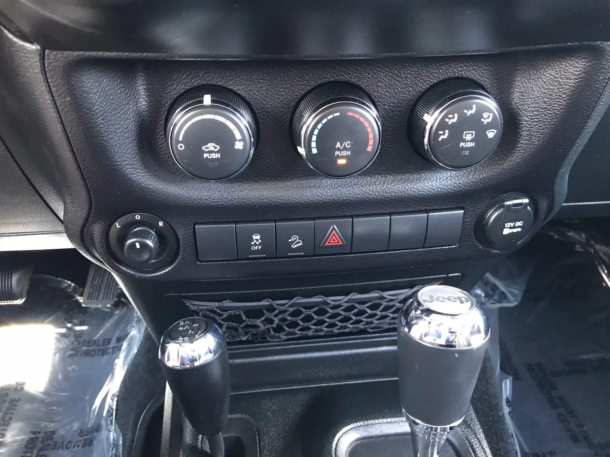 Used 2017 Jeep Wrangler Unlimited Sport w/ Quick Order Package 24S AWD/4WD image 23