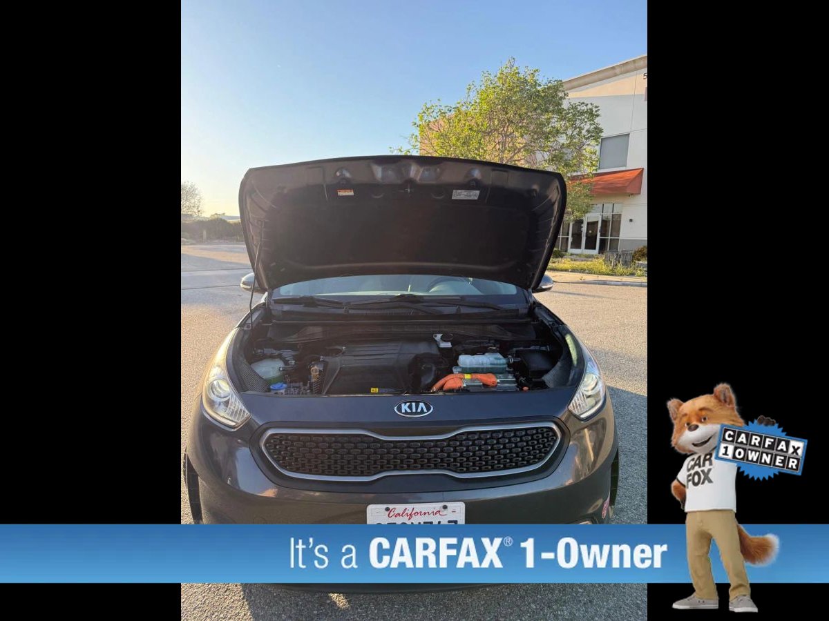 Used 2018 Kia Niro EX image 16