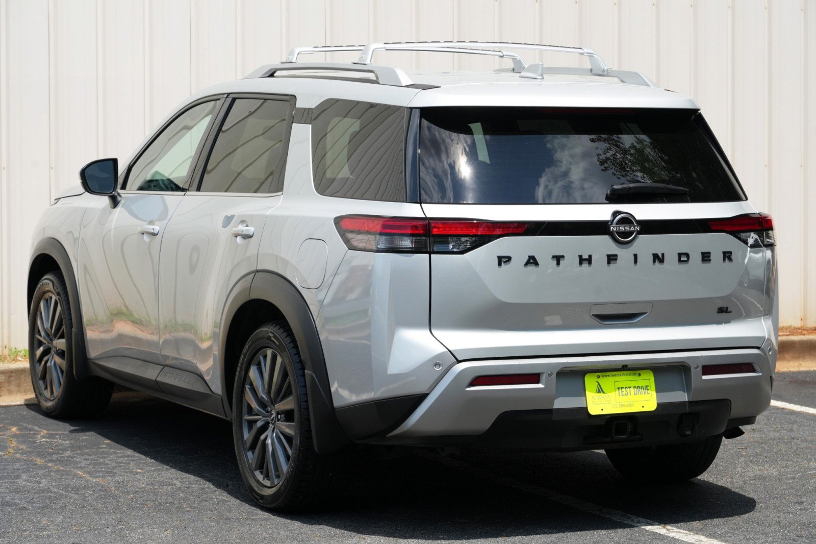 Used 2022 Nissan Pathfinder SL w/ SL Premium Package FWD image 48