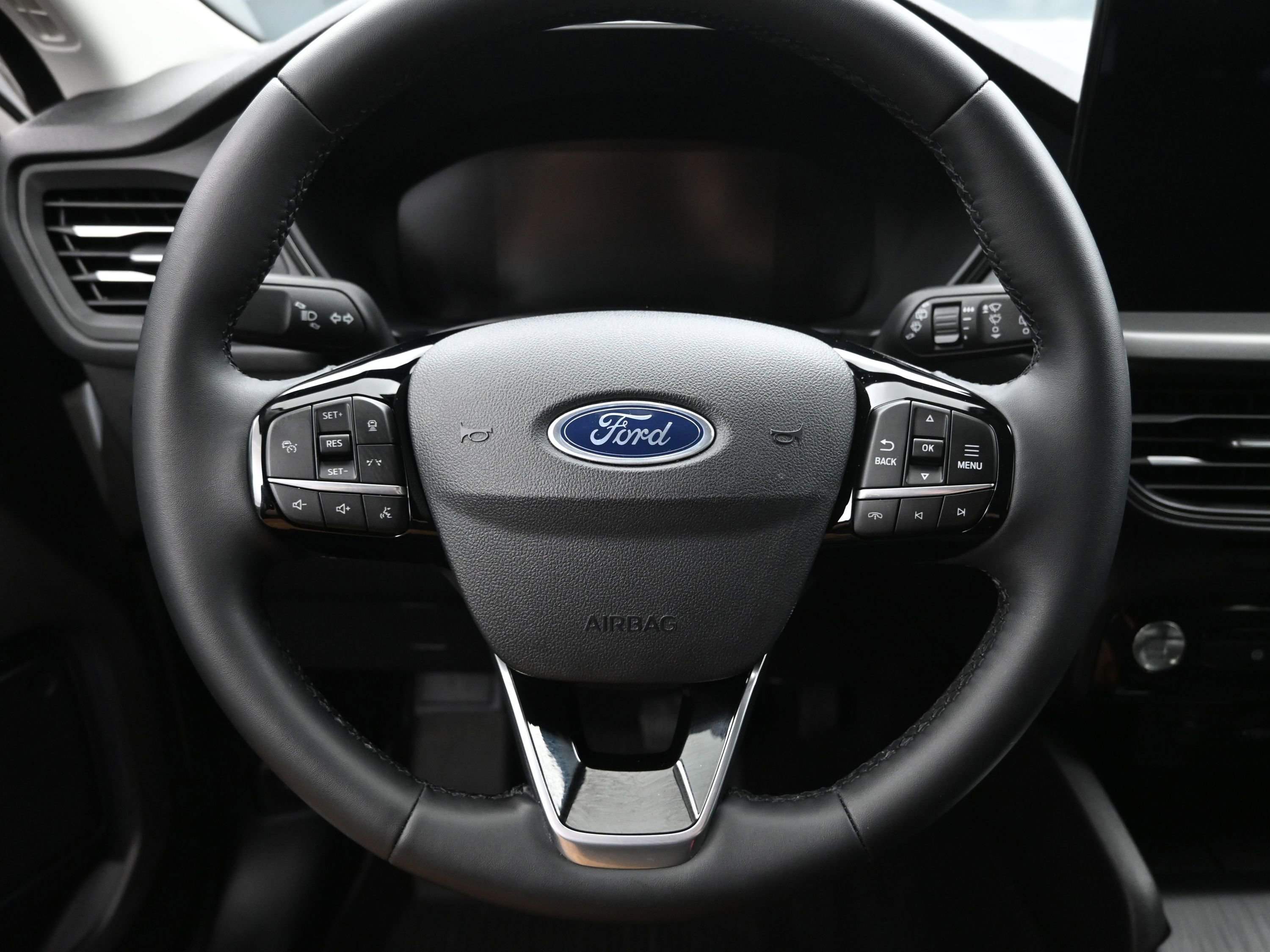 Used 2023 Ford Escape SE image 13