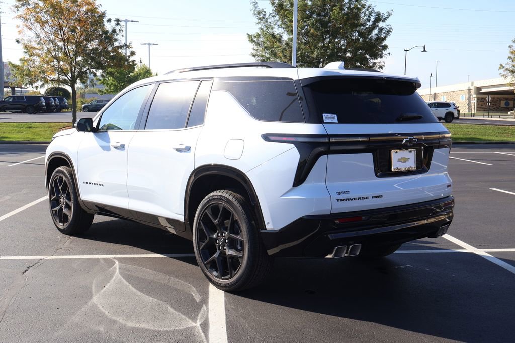 New 2026 Chevrolet Traverse RS w/ LPO, Floor Liner Package image 5