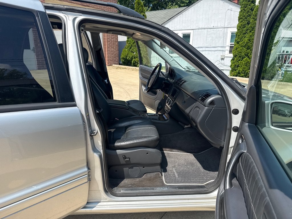 Used 2003 Mercedes-Benz ML 350 4MATIC image 11
