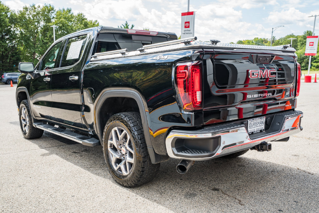 Used 2023 GMC Sierra 1500 SLT w/ SLT Premium Plus Package AWD/4WD image 5