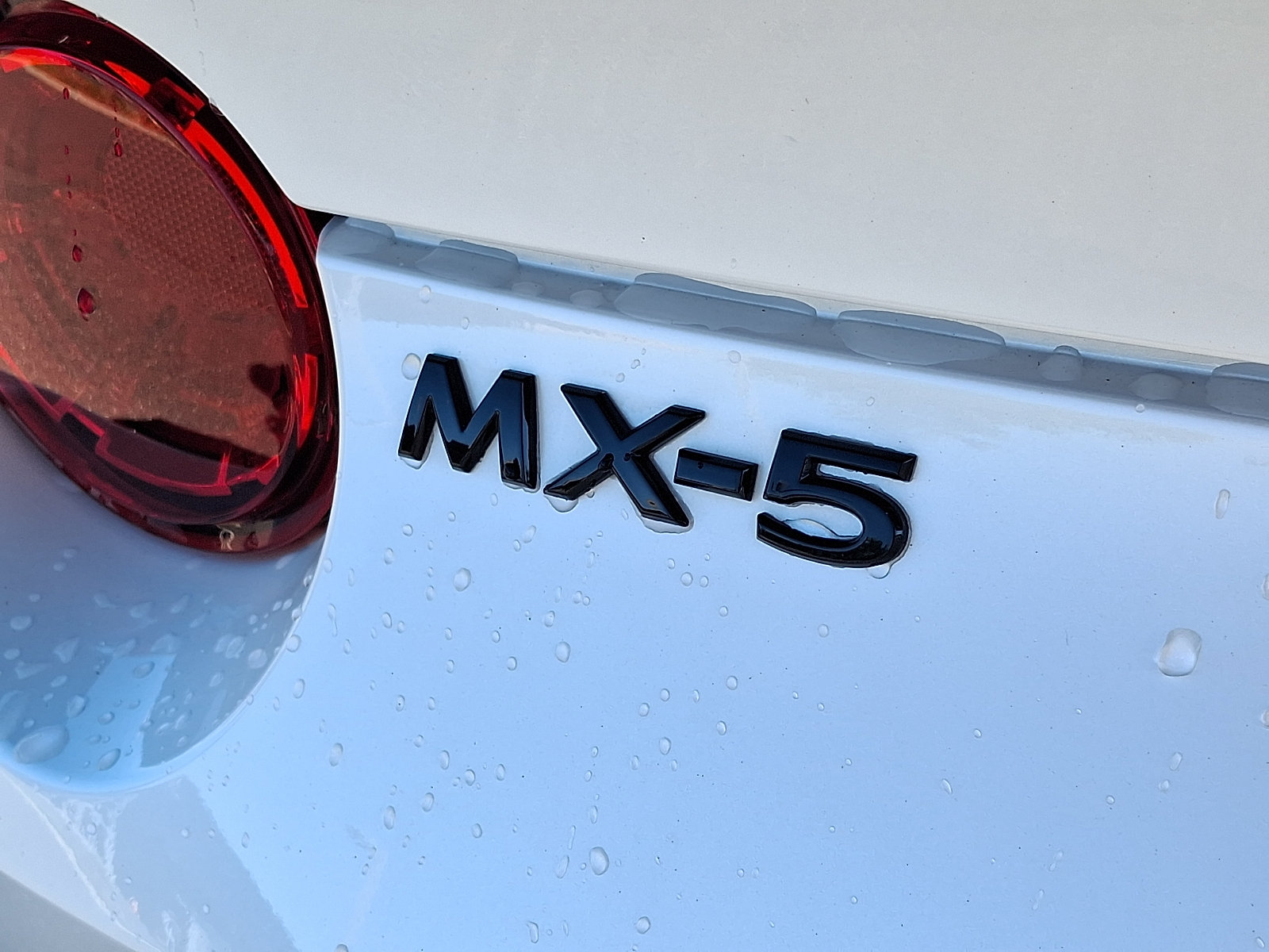 Used 2022 MAZDA MX-5 Miata RF Grand Touring w/ Weather Package RWD image 31