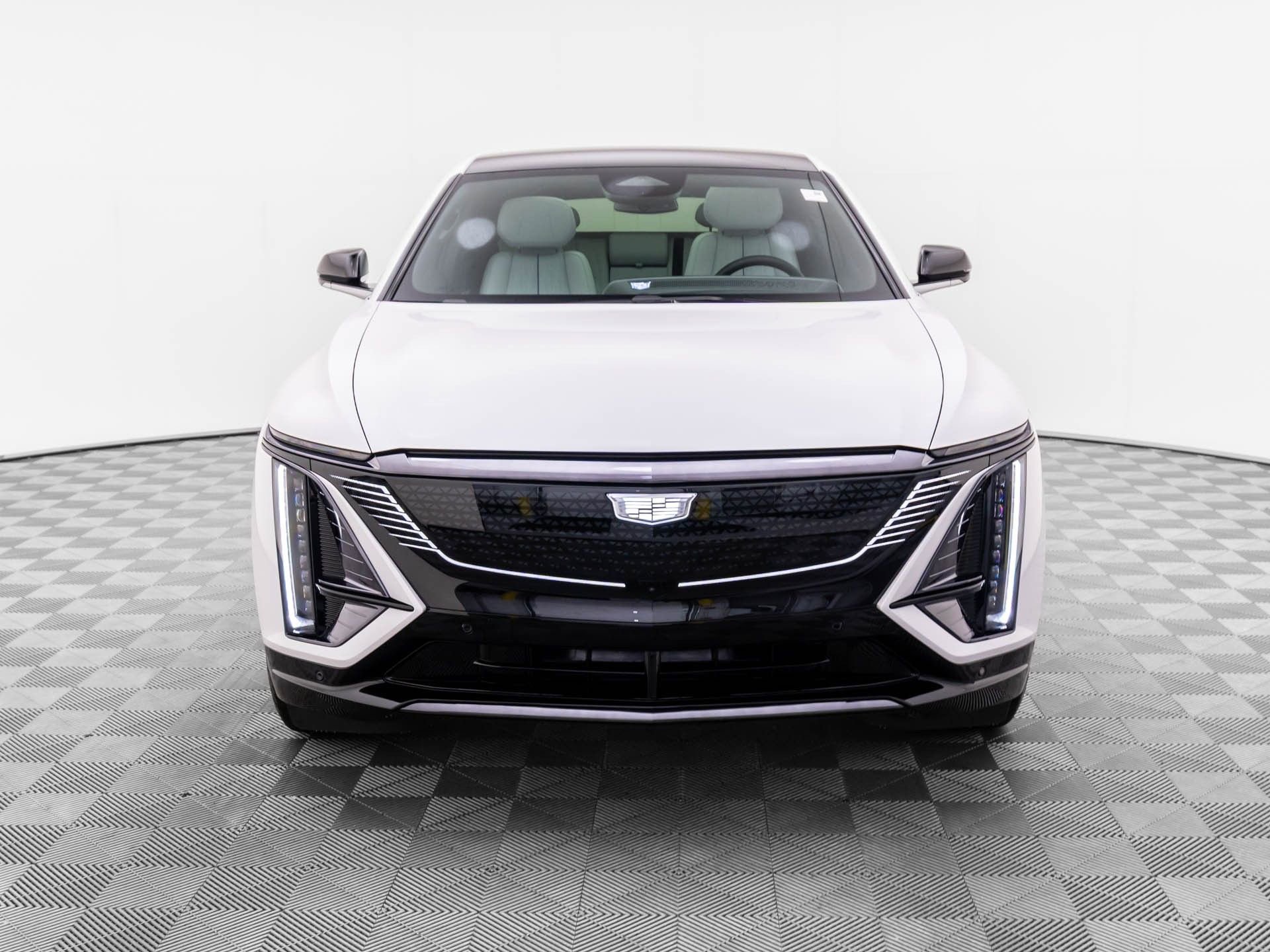 New 2026 Cadillac Lyriq Sport image 9