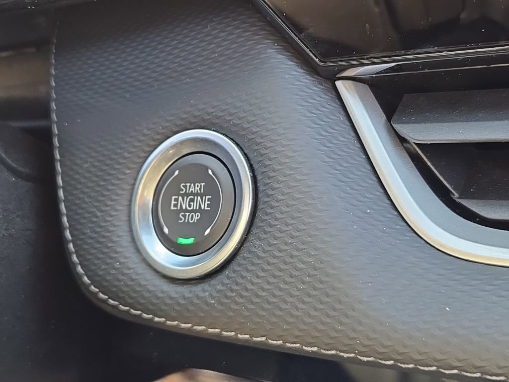 Used 2025 Chevrolet Equinox LT image 25