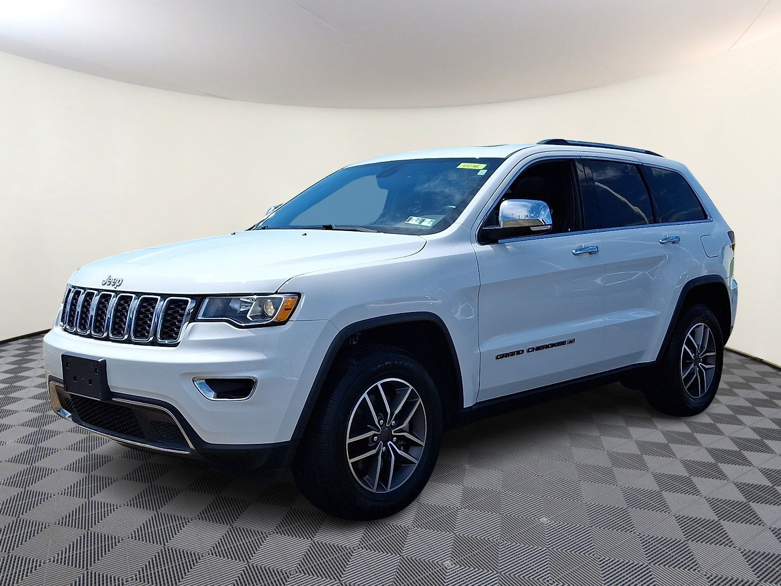 Used 2022 Jeep Grand Cherokee Limited AWD/4WD image 3