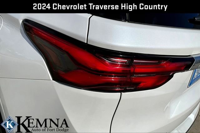 Used 2024 Chevrolet Traverse High Country image 23