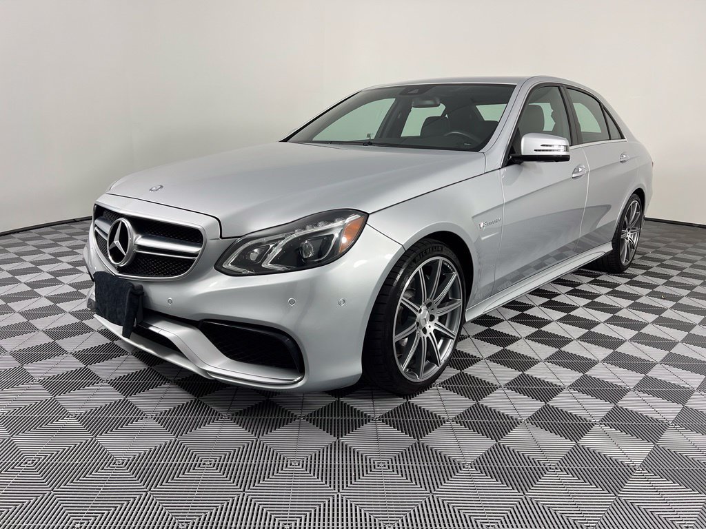 Used 2014 Mercedes-Benz E 63 AMG 4MATIC Sedan image 3