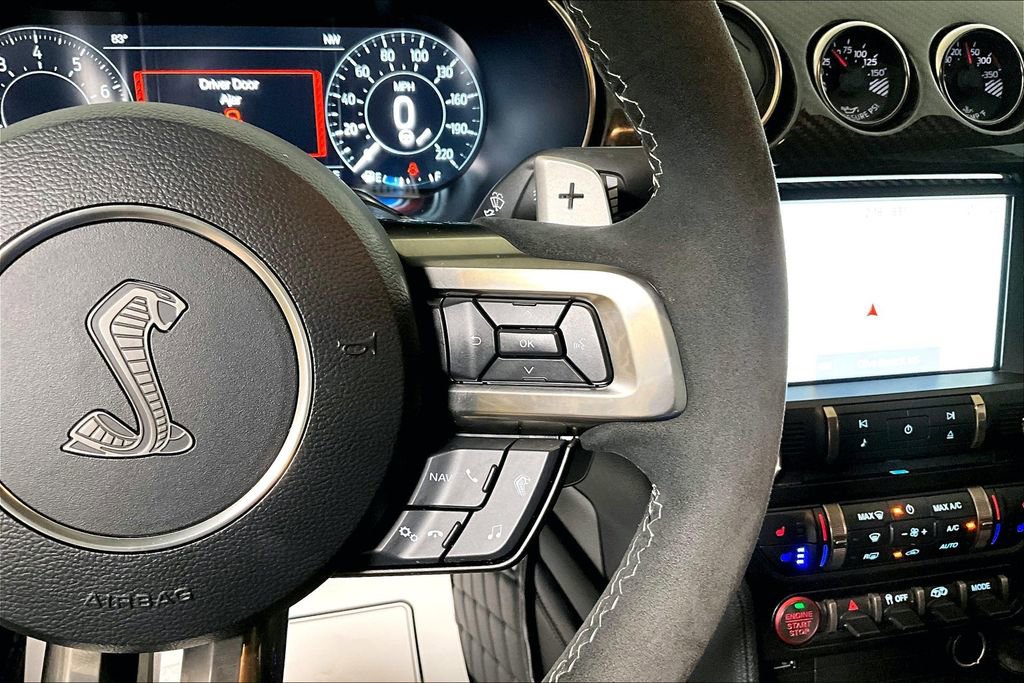 Used 2021 Ford Mustang Shelby GT500 w/ Technology Package image 19
