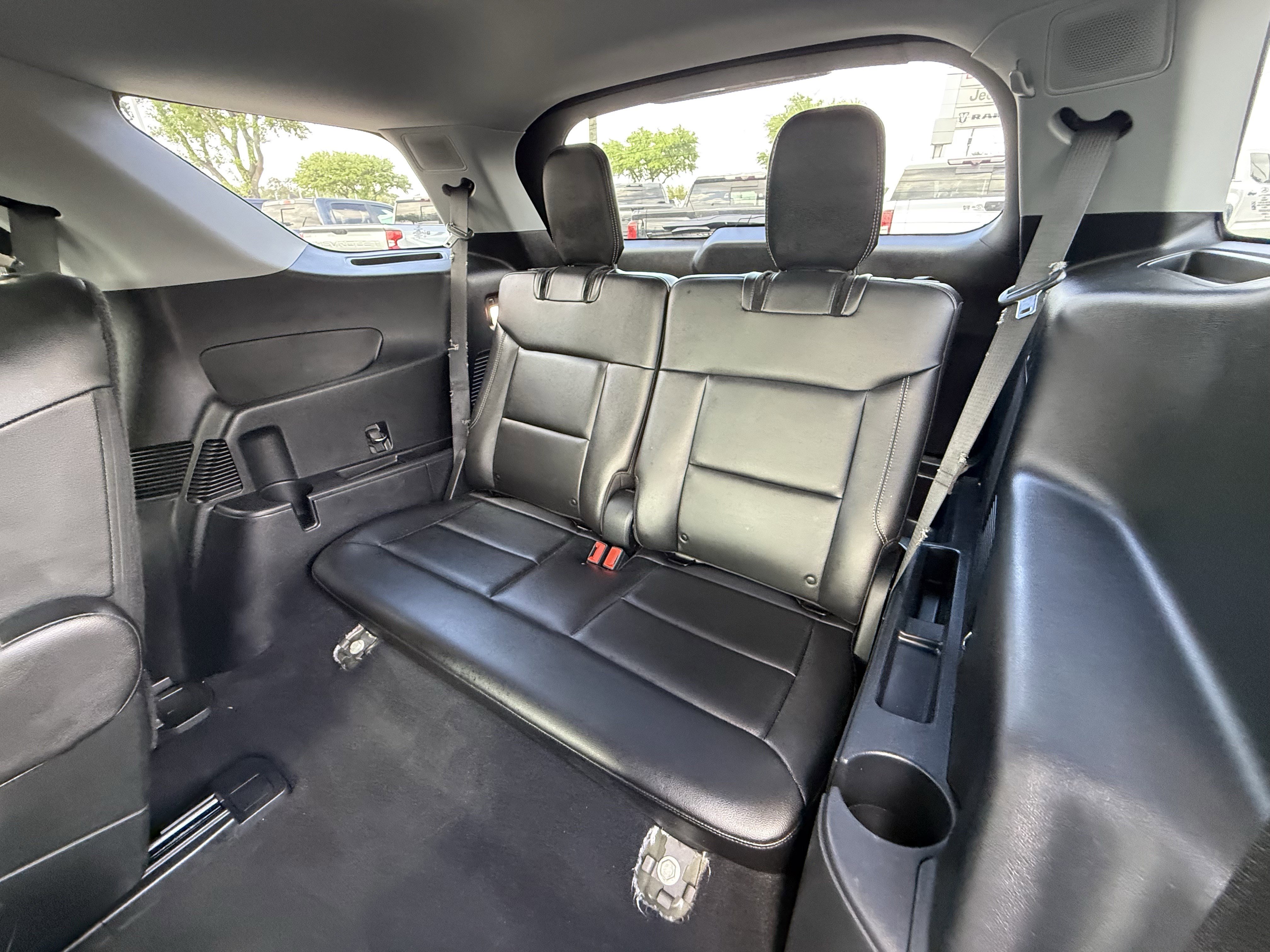 Used 2022 Ford Explorer Limited image 31