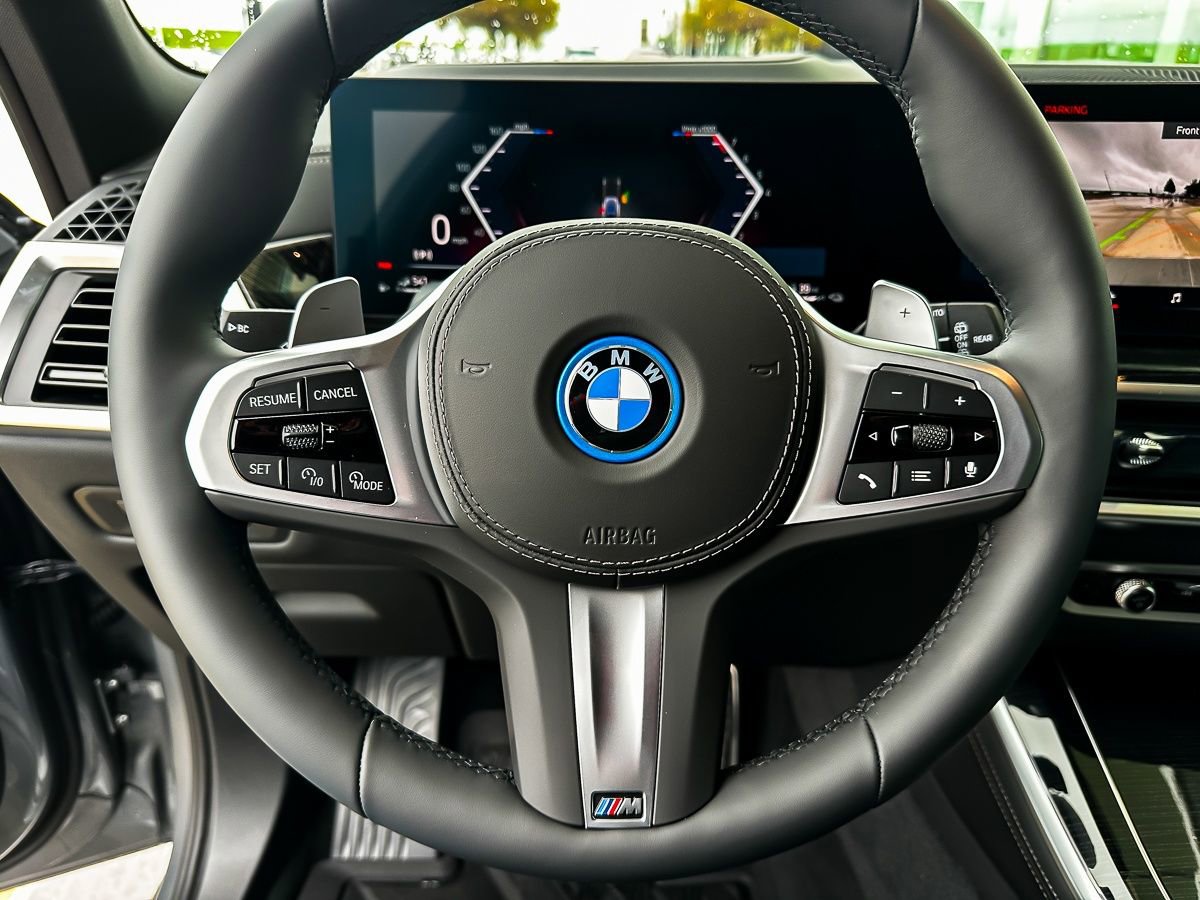 New 2026 BMW X5 xDrive50e w/ M Sport Package image 13