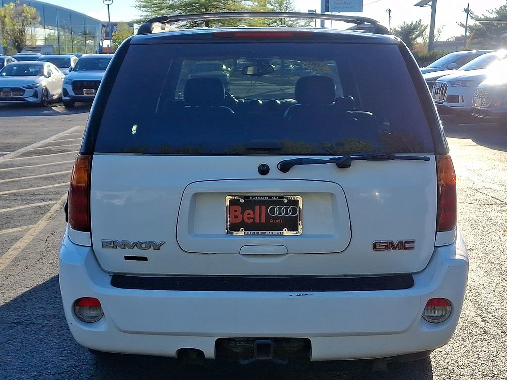 Used 2005 GMC Envoy Denali image 11