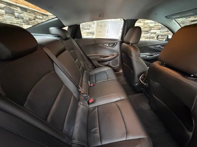 Used 2016 Chevrolet Malibu LT w/ Leather Package FWD image 34