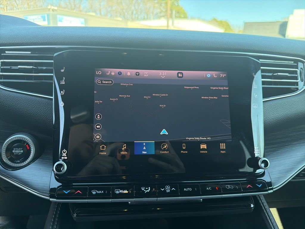 Used 2024 Jeep Wagoneer L Series III w/ Flexible Seating Group image 19