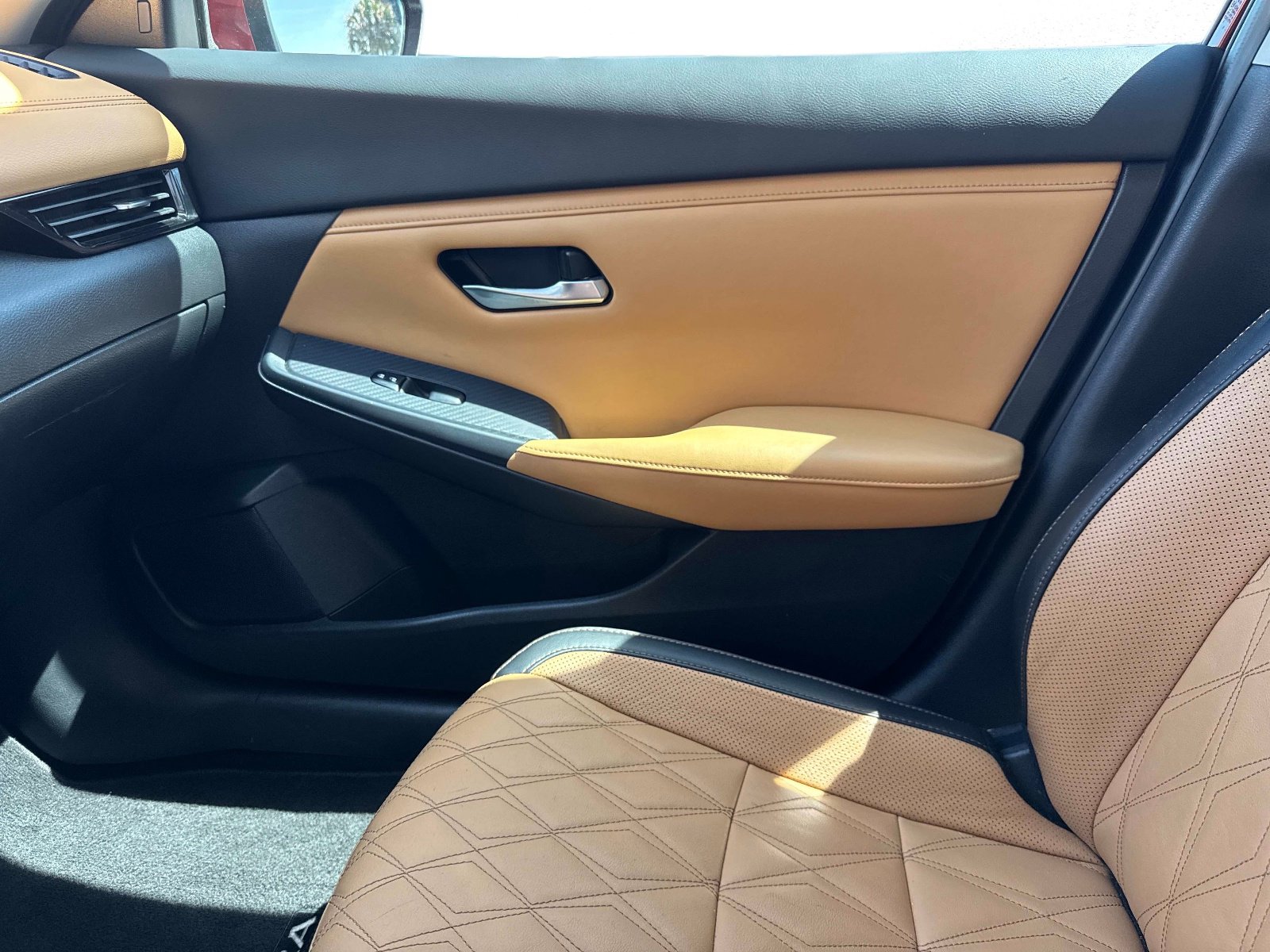 Used 2021 Nissan Sentra SV w/ SV Premium Package FWD image 22