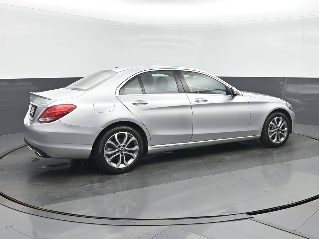 Used 2018 Mercedes-Benz C 300 4MATIC Sedan image 3