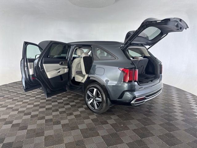 Certified 2022 Kia Sorento EX FWD image 18
