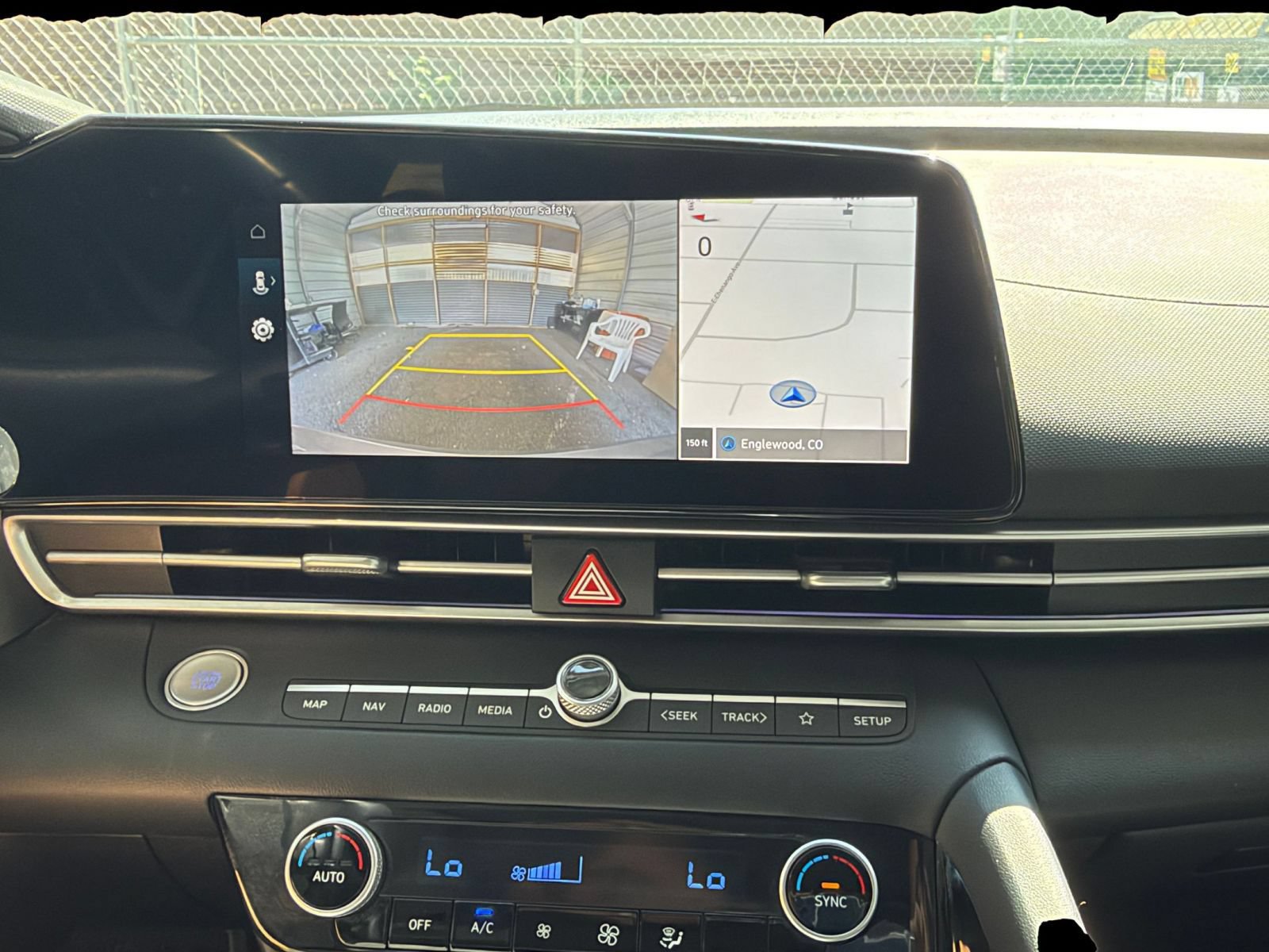 Used 2025 Hyundai Elantra Limited FWD image 23