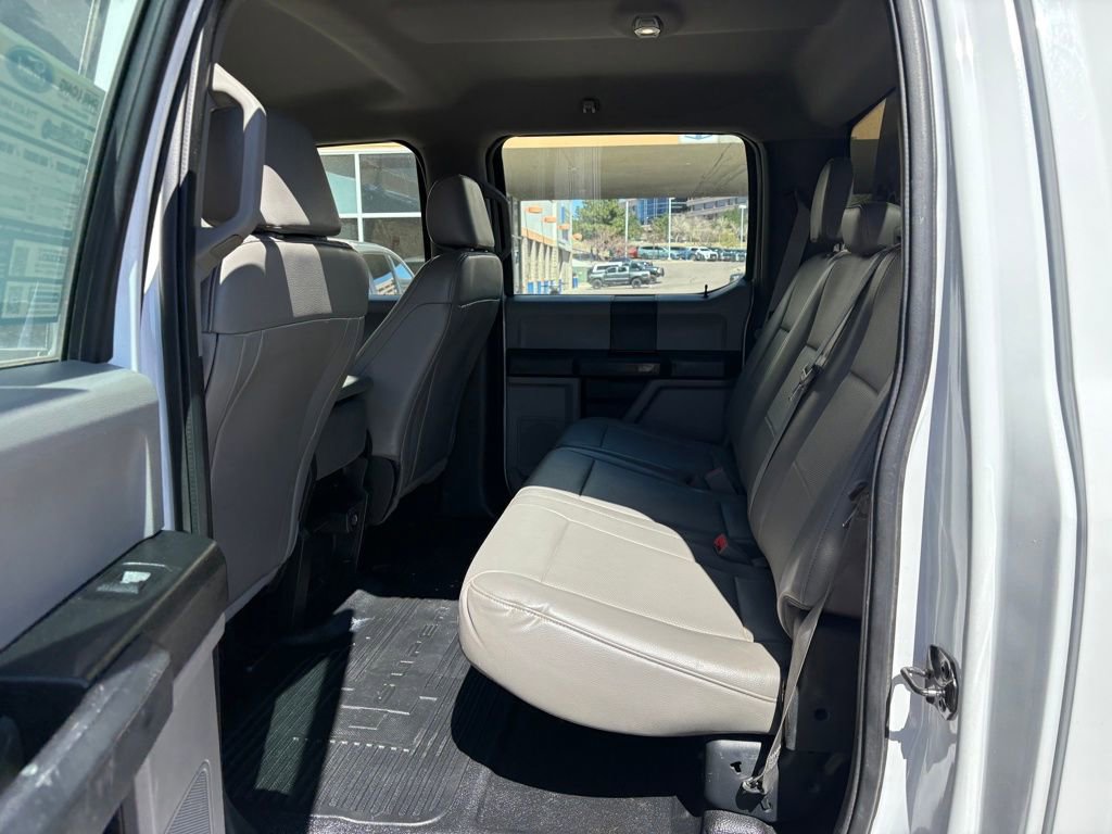 Used 2017 Ford F550 4x4 Crew Cab Super Duty image 27
