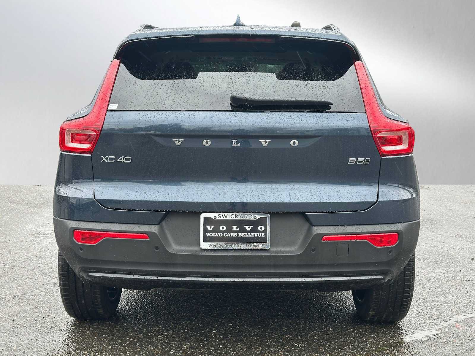 New 2026 Volvo XC40 B5 Ultra w/ Climate Package AWD/4WD image 4
