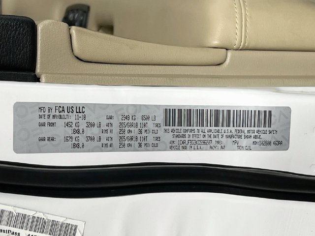 Used 2019 Jeep Grand Cherokee Limited AWD/4WD image 31
