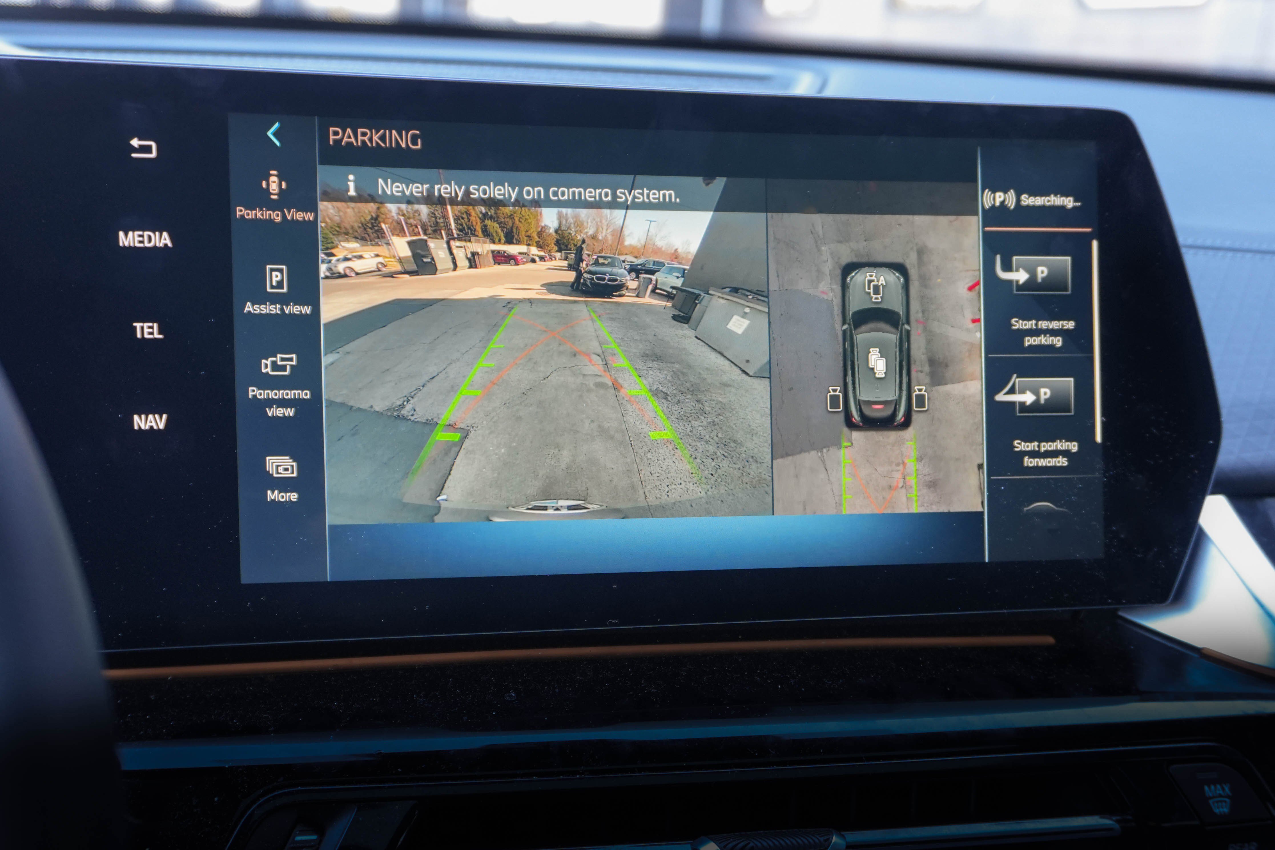 Certified 2025 BMW X2 xDrive28i image 21