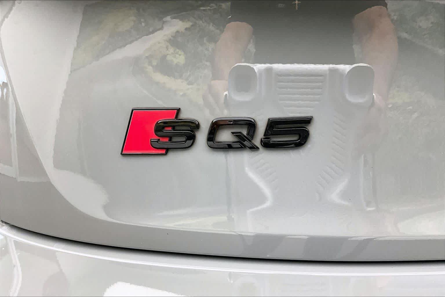 Used 2022 Audi SQ5 Premium Plus w/ Premium Plus Package AWD/4WD image 32