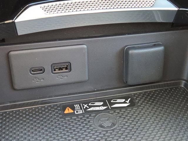 New 2026 Buick Envision Sport Touring AWD/4WD image 9