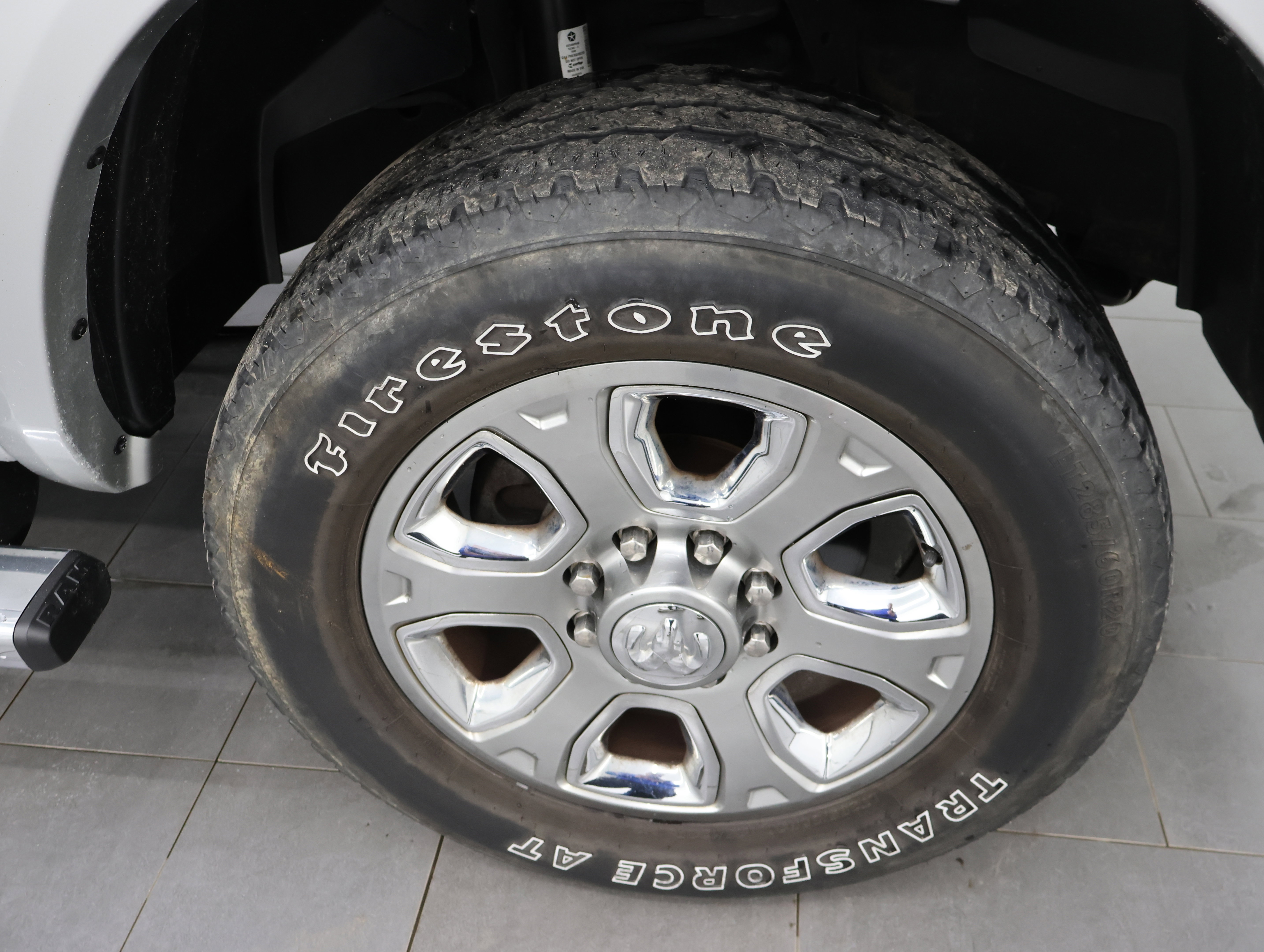 Used 2018 RAM 2500 Laramie image 3