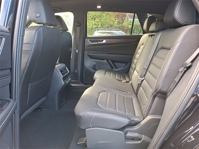 New 2026 Volkswagen Atlas Cross Sport SEL R-Line image 6