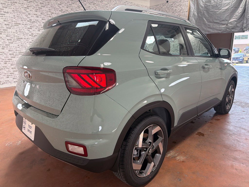 New 2026 Hyundai Venue SEL FWD image 7