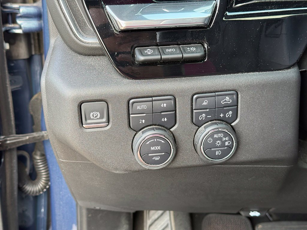 Used 2025 Chevrolet Silverado 2500 High Country w/ High Country Premium Package AWD/4WD image 19