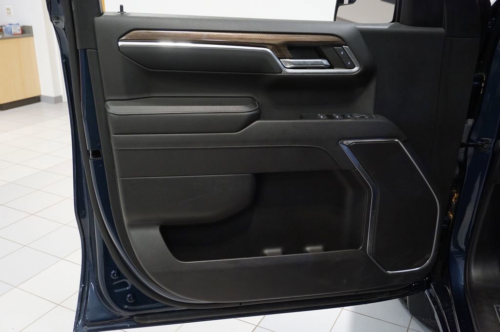 Used 2023 Chevrolet Silverado 1500 LT image 22