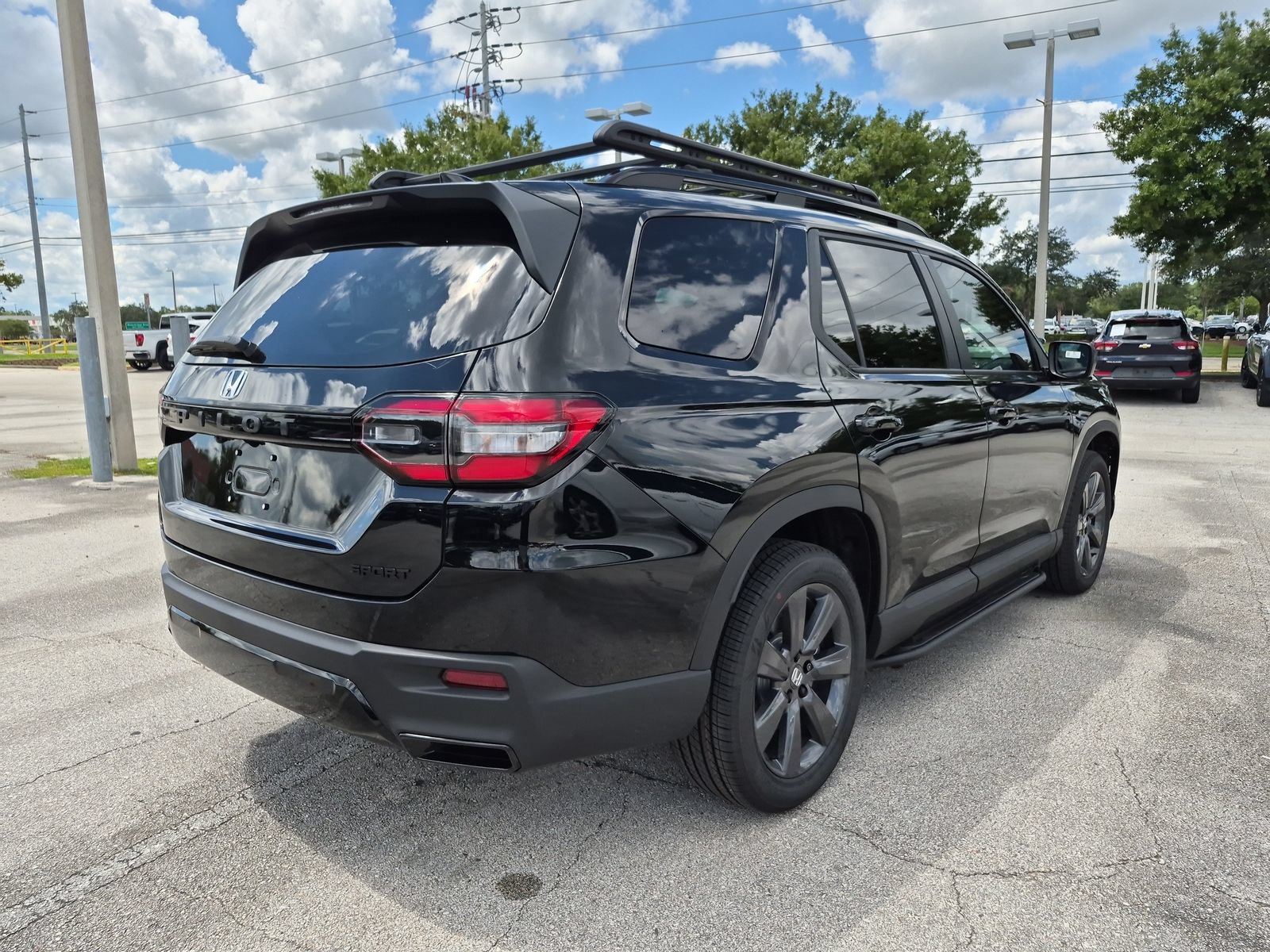 New 2026 Honda Pilot Sport image 6