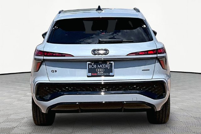 New 2026 Audi Q3 quattro 2.0T AWD/4WD image 4
