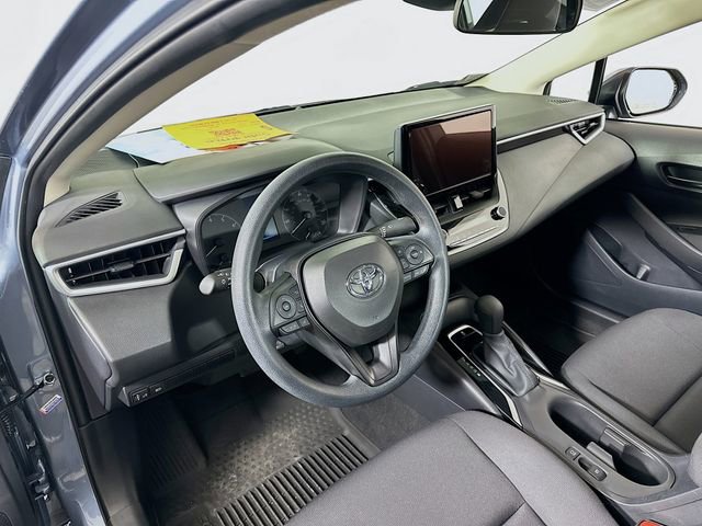 Used 2024 Toyota Corolla LE FWD image 6