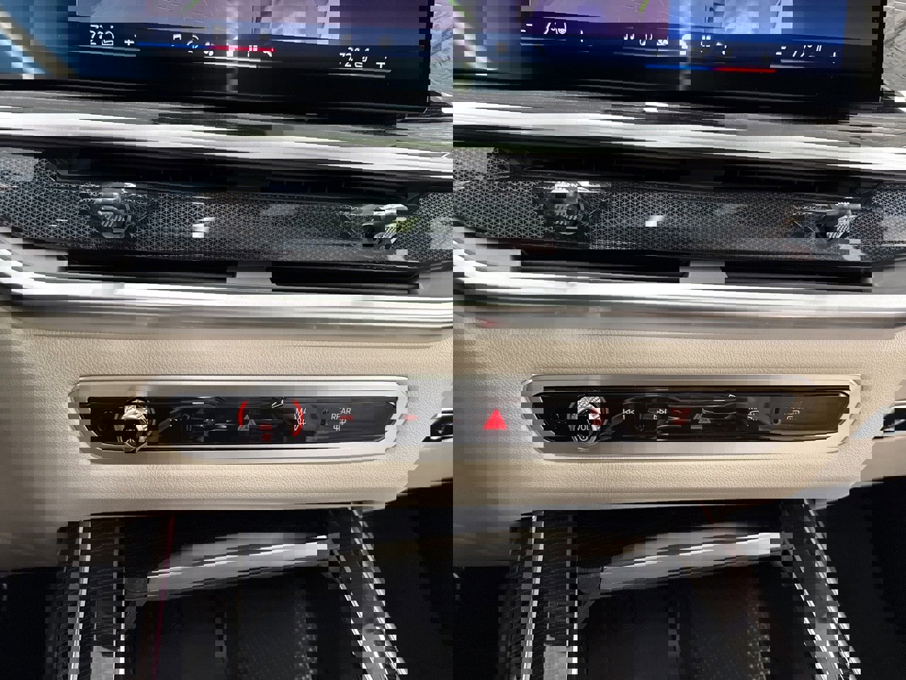 New 2026 BMW X7 xDrive40i w/ M Sport Package image 31