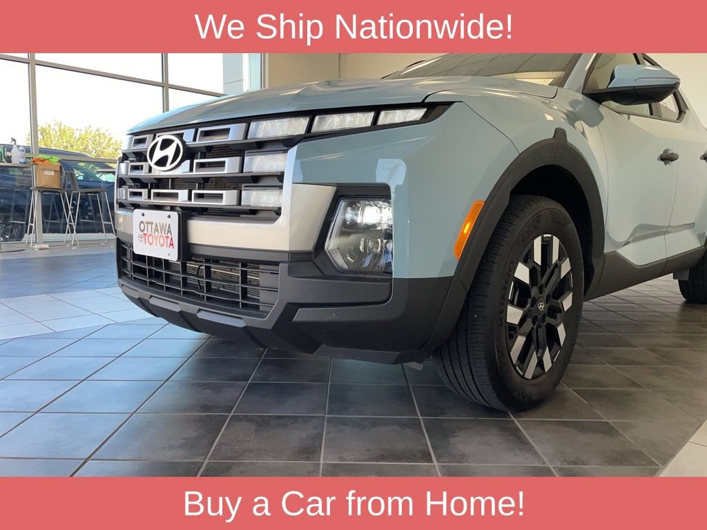 Used 2025 Hyundai Santa Cruz SEL AWD/4WD image 16
