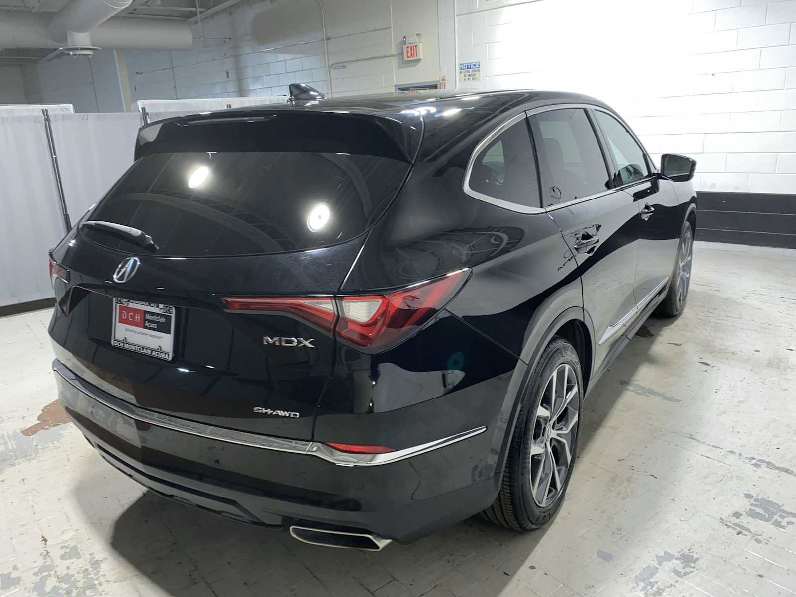 Certified 2024 Acura MDX SH-AWD w/ Technology Package image 26