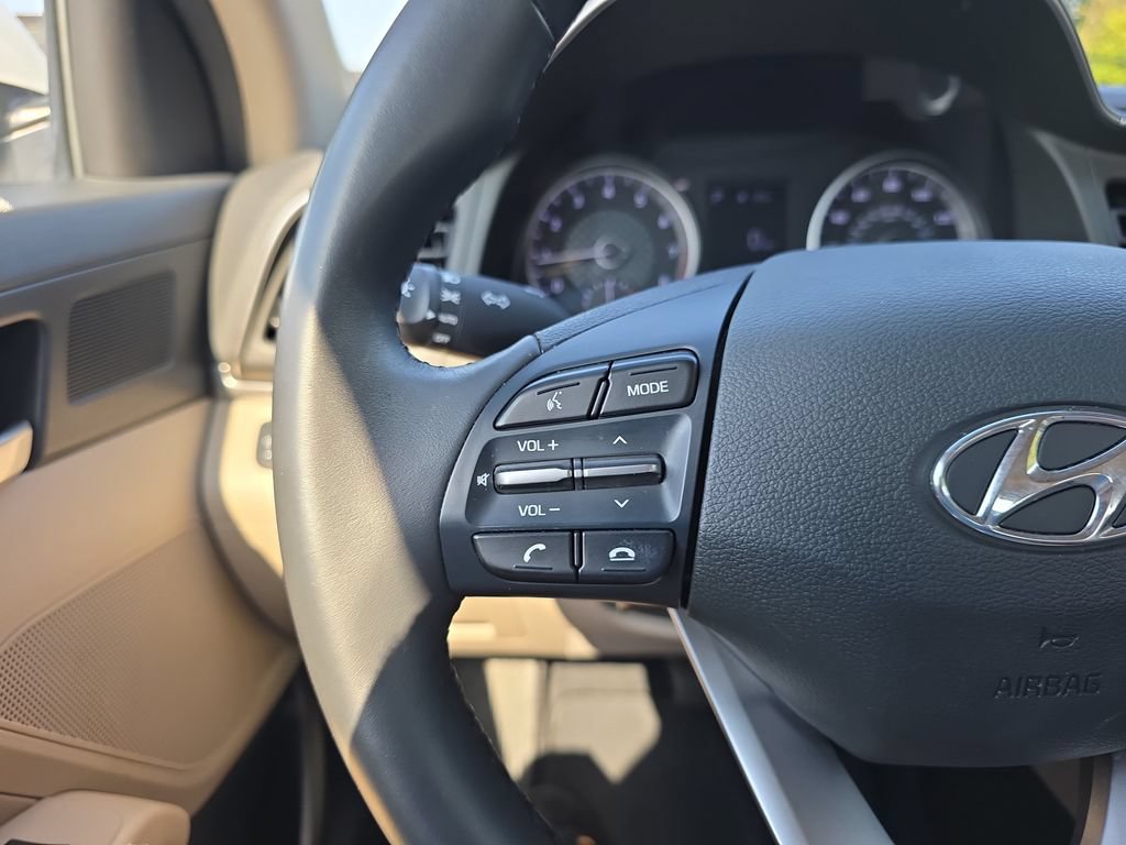 Used 2019 Hyundai Elantra Value Edition w/ Winter Weather Package FWD image 20