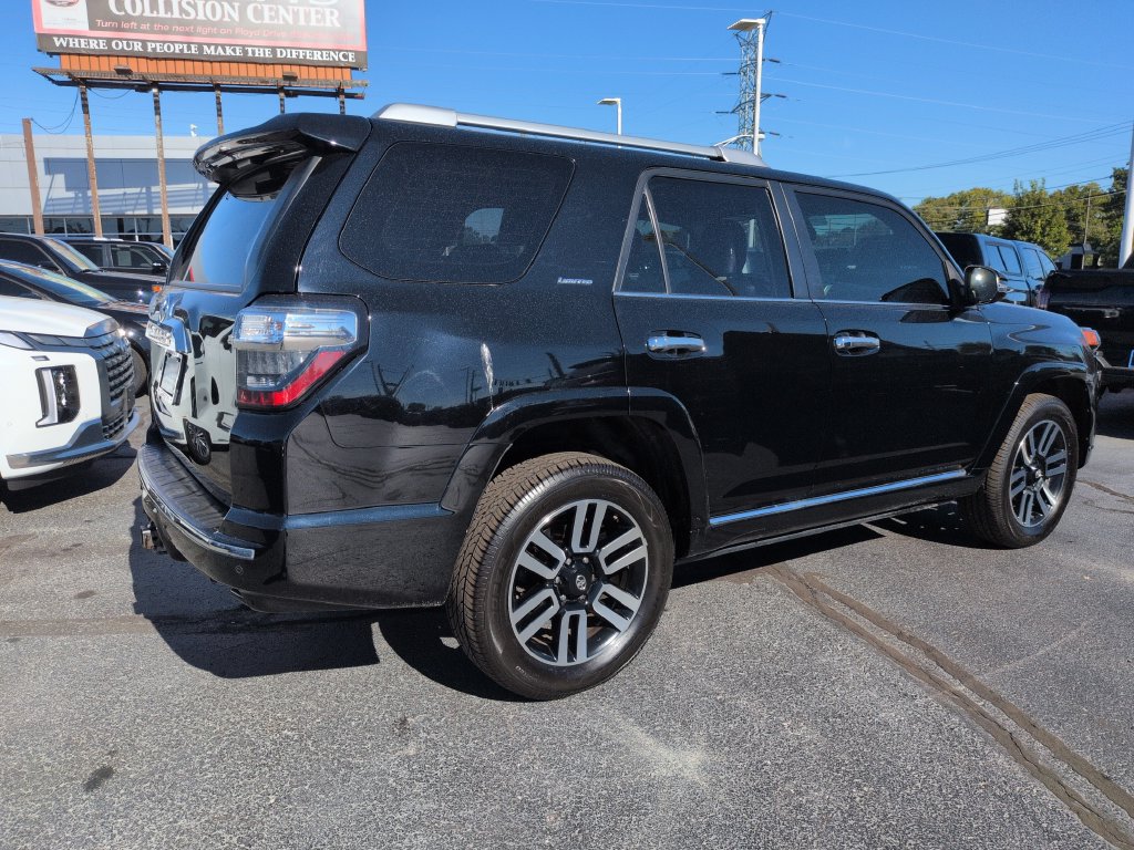 Used 2017 Toyota 4Runner Limited AWD/4WD image 5