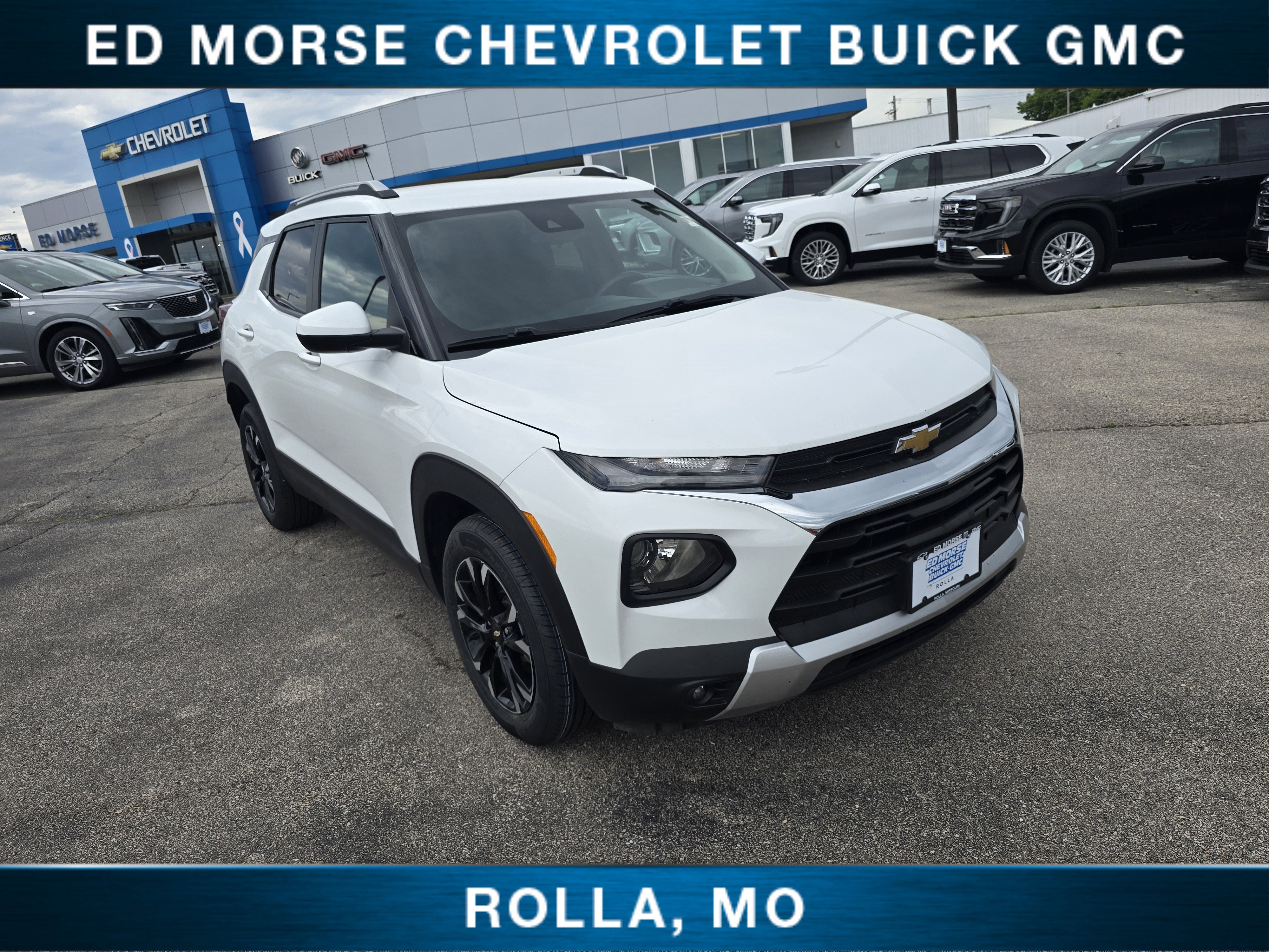 Certified 2022 Chevrolet TrailBlazer LT FWD image 1
