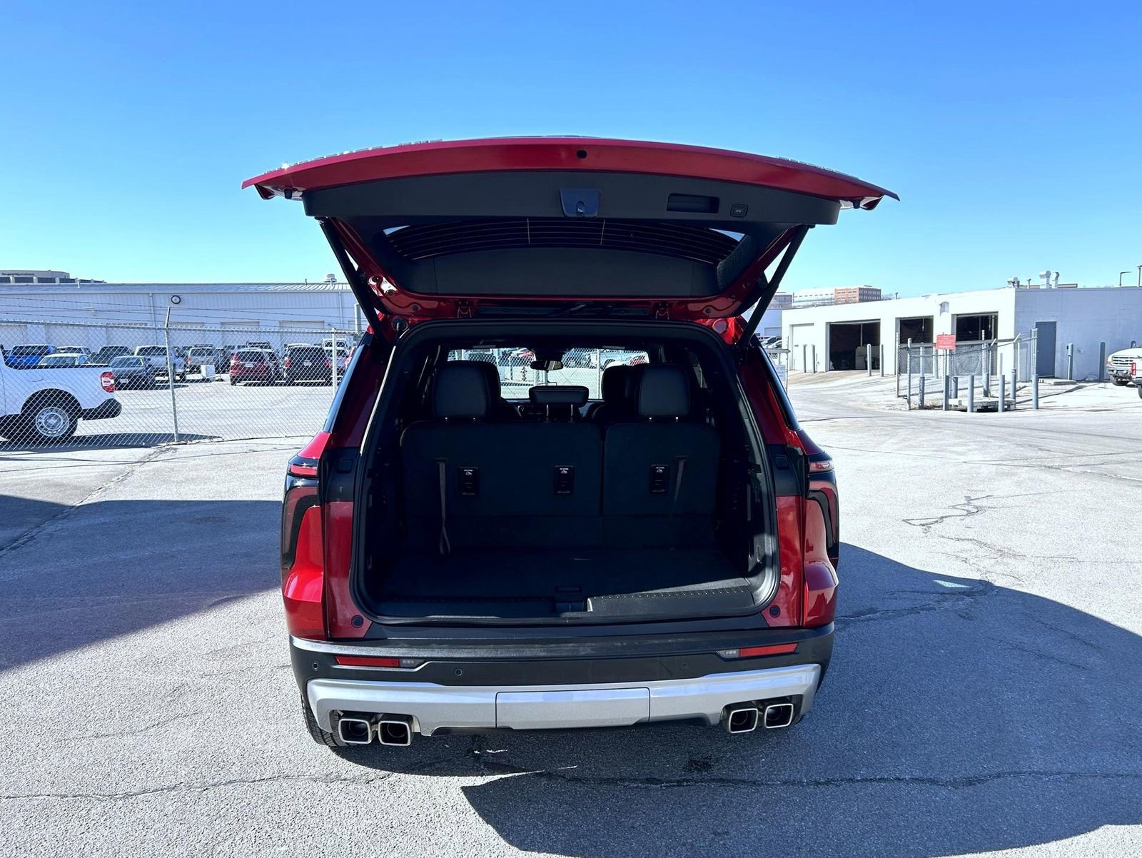 Certified 2025 Chevrolet Traverse LT w/ Driver Confidence Package image 23