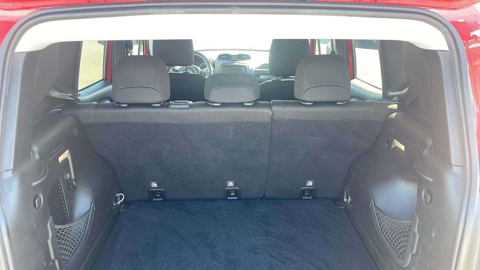 Used 2017 Jeep Renegade Sport w/ Power & Air Group image 14