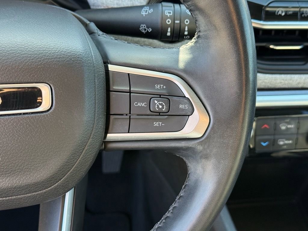 Used 2022 Jeep Compass Latitude image 21