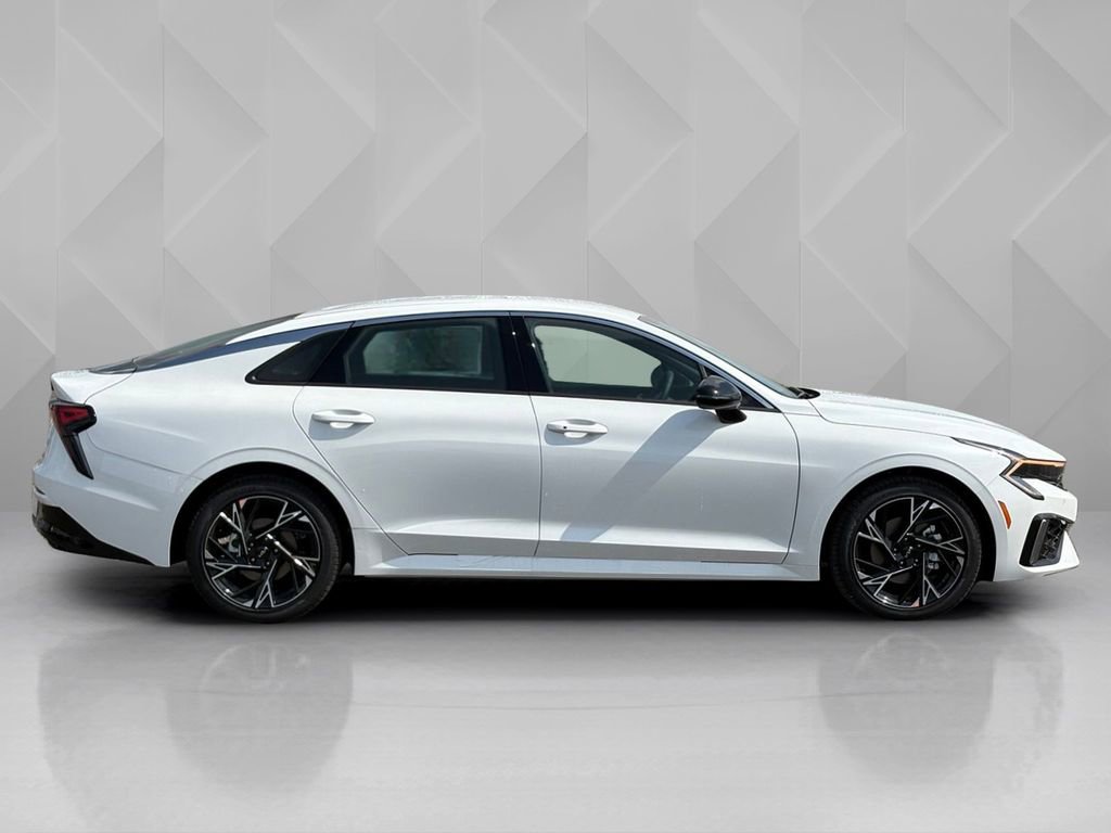 New 2026 Kia K5 GT-Line FWD image 4